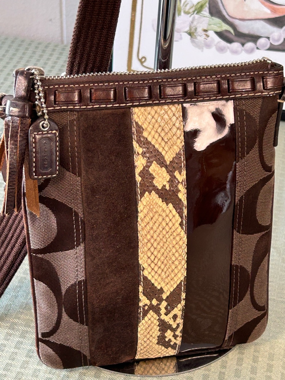COACH 2006 Vintage Hamptons Python Trimmed Signature Swing Pack 😍❤️‍🔥 - Picture 8 of 17